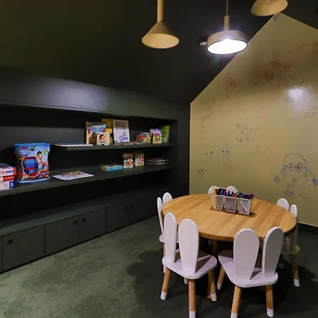 Mlyny Gdanskie With Terrace, Gym & Playground By Renters グダニスク